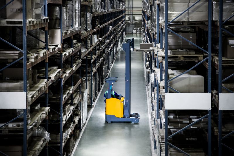 It speeds up order fulfillment.